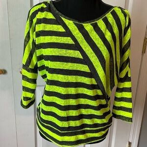 Almost Famous top. 3/4 sleeve. Yellow and Black. Size XL